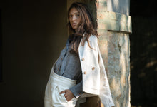 Load image into Gallery viewer, 7006 Camicia fibra di canapa